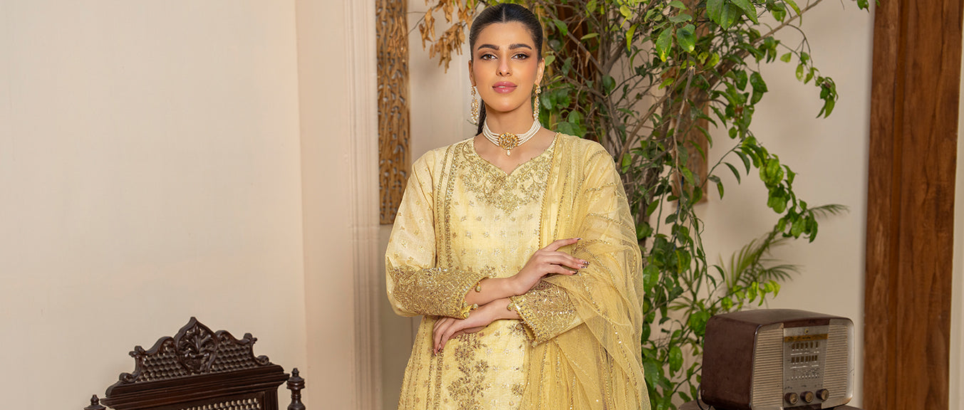 Can Luxury Pret Wear Be Affordable? Yes, Thanks to ArfaRiwaj’s Latest Sale!