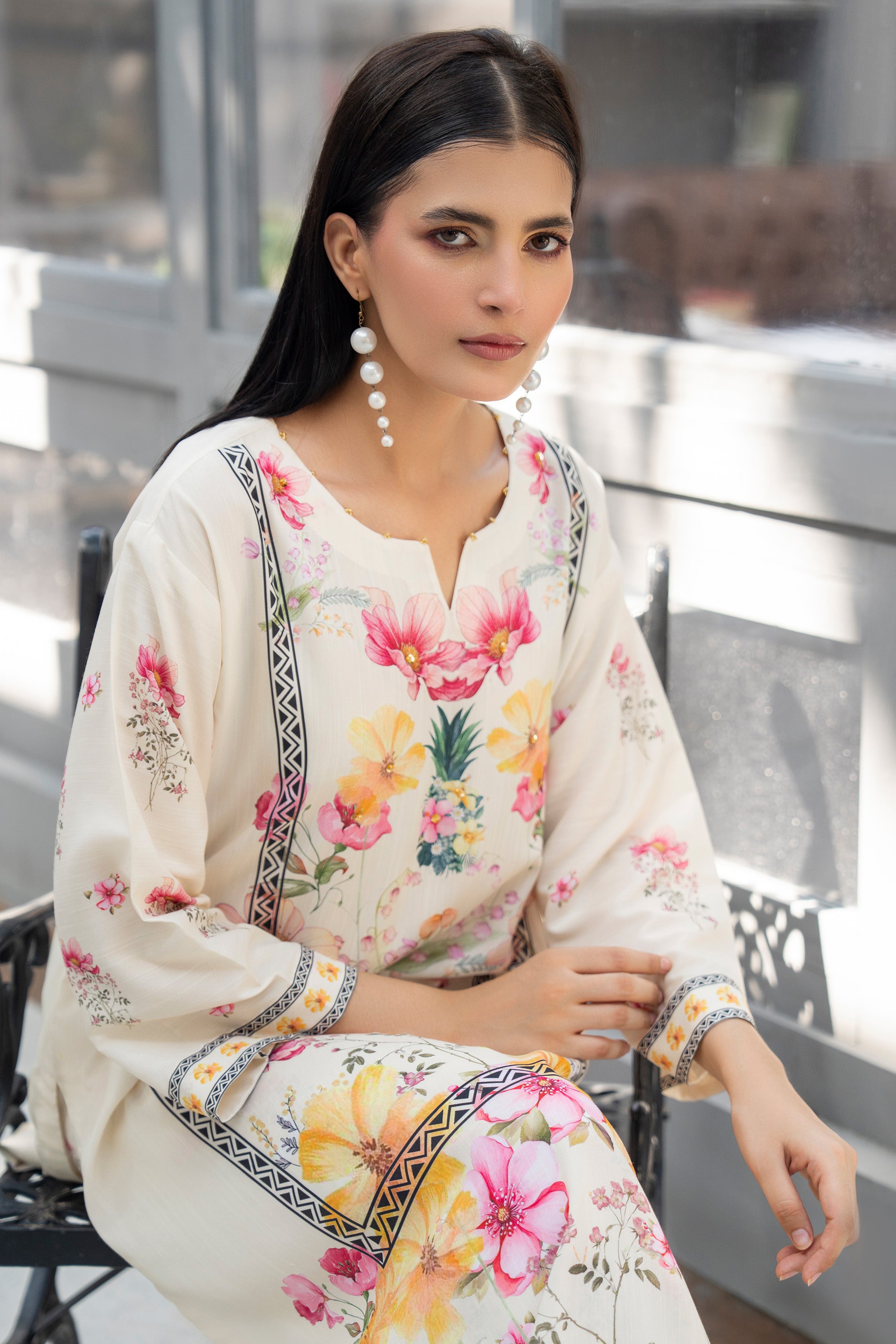 2 Piece Ready To Wear Off-White Silk Suit -AR-3901 - Arfa Riwaj