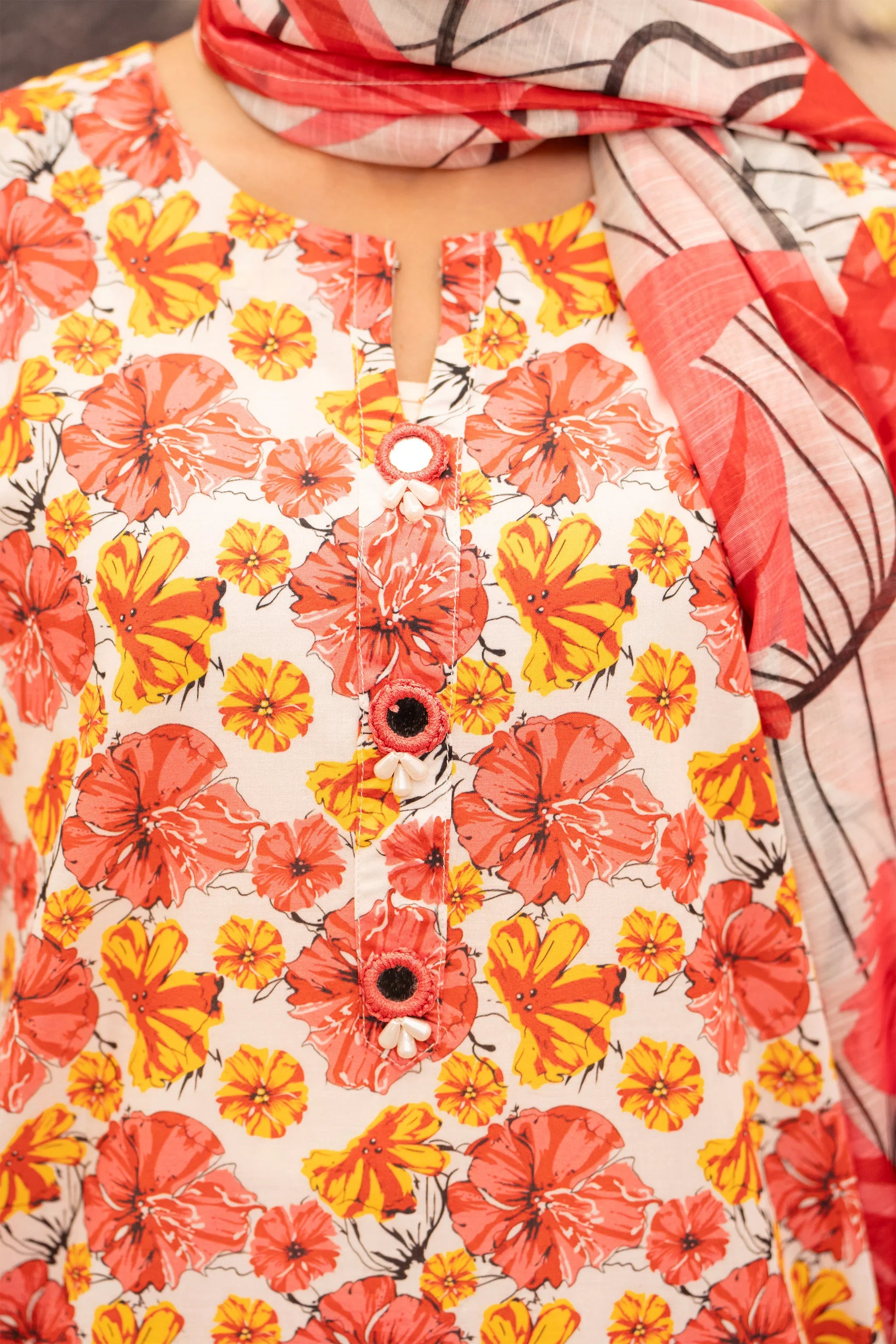 3 Pcs Red and White Suit Ready To Wear - AR-3701 - ARFARIWAJ