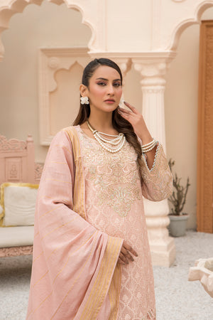3 Piece Peach Embroidered Lawn Suit RTW - IN-260 - ARFARIWAJ