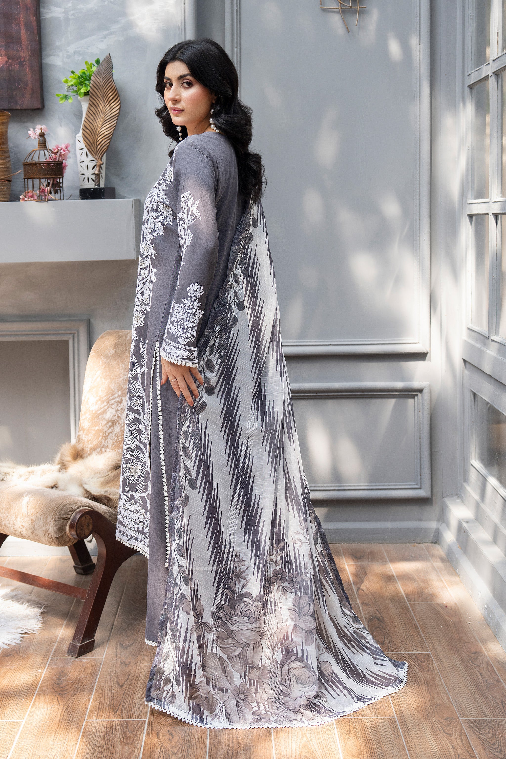 3 Piece Ready To Wear Grey Chambray Suit - AR-3829 - ArfaRiwaj