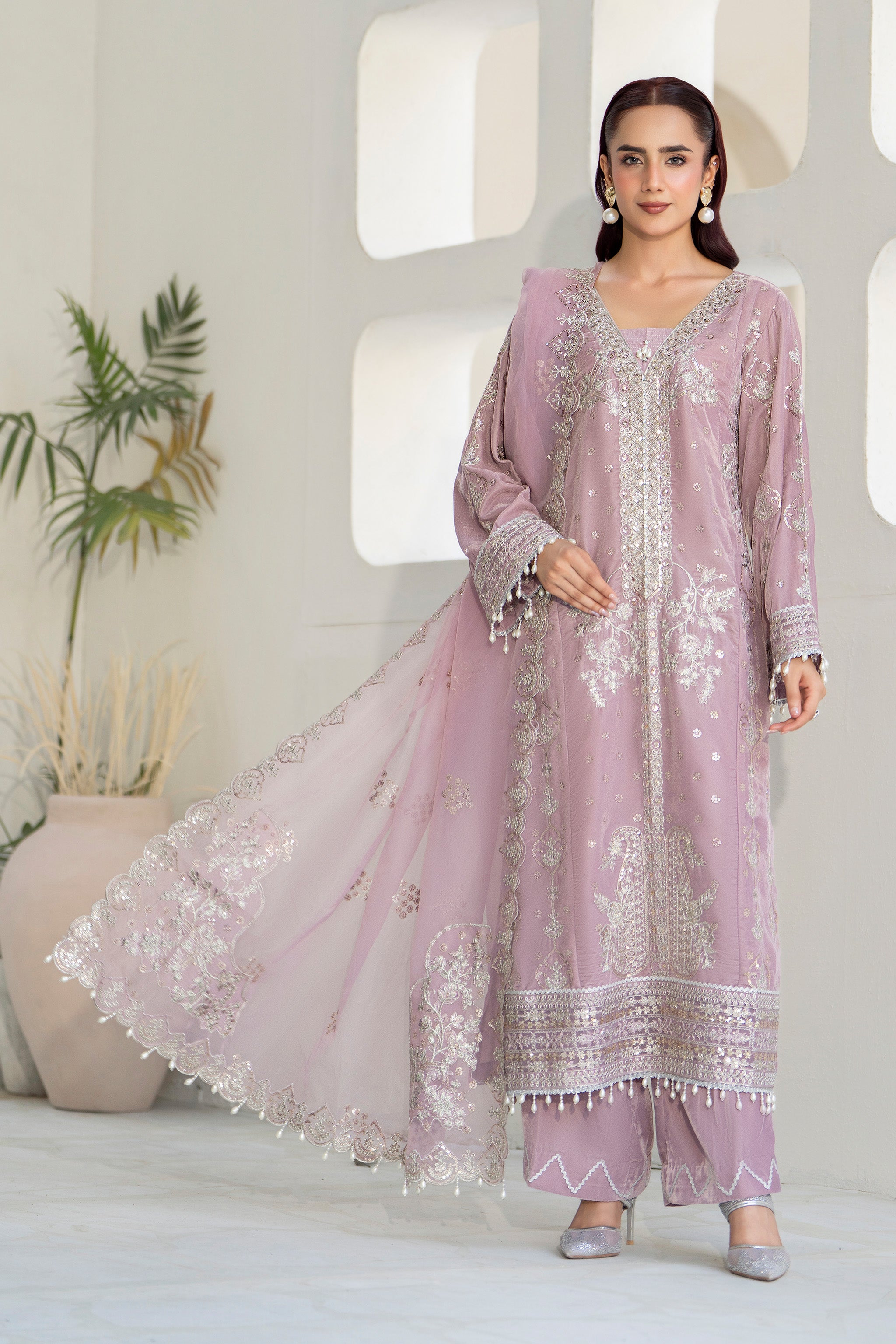 3 Piece Ready To Wear Lilac Velvet Suit - IN-390 - ARFARIWAJ