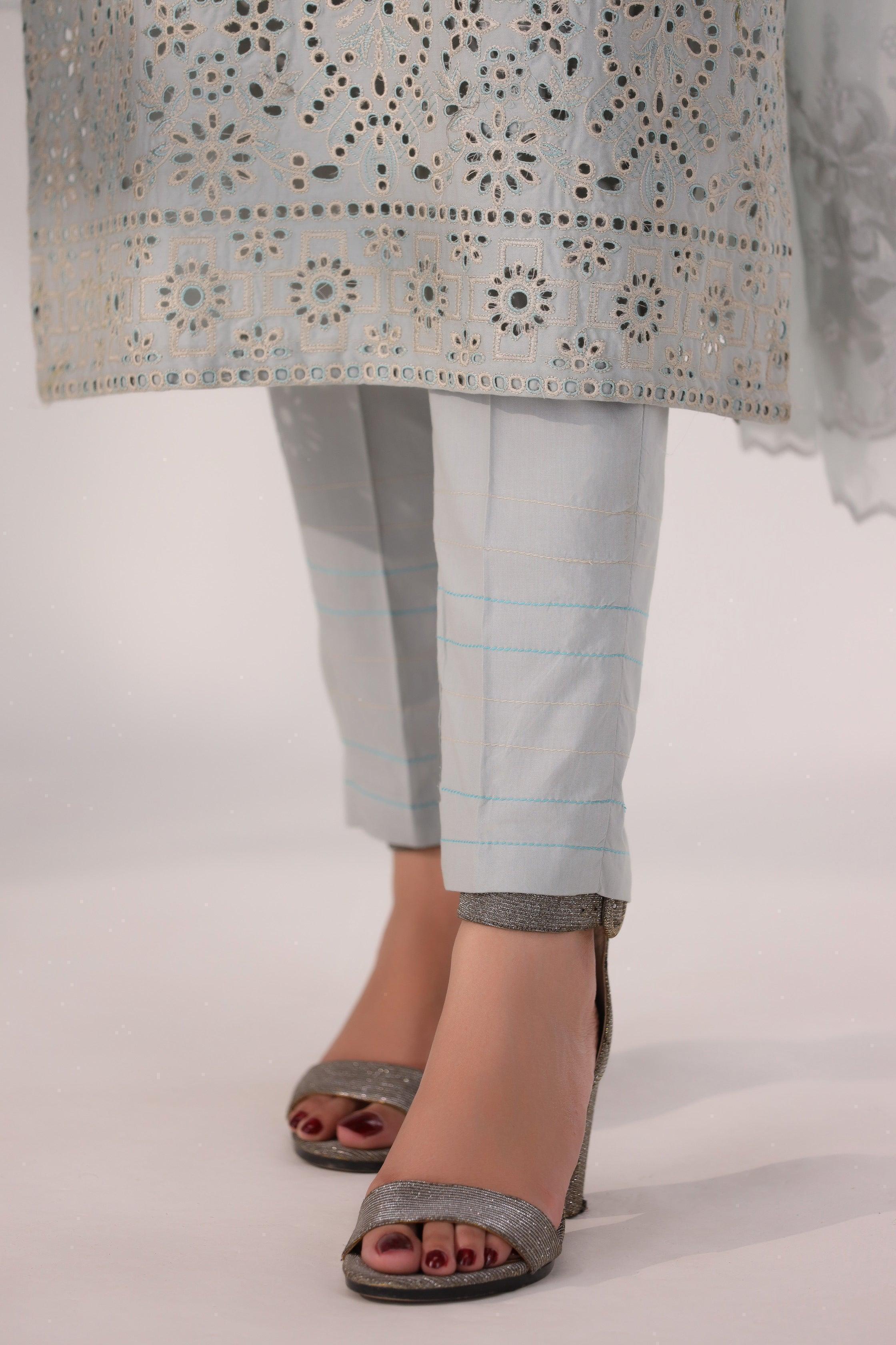 SAGA 3 Pcs Grey Suit Ready To Wear -AR-3356-Saga - ARFARIWAJ