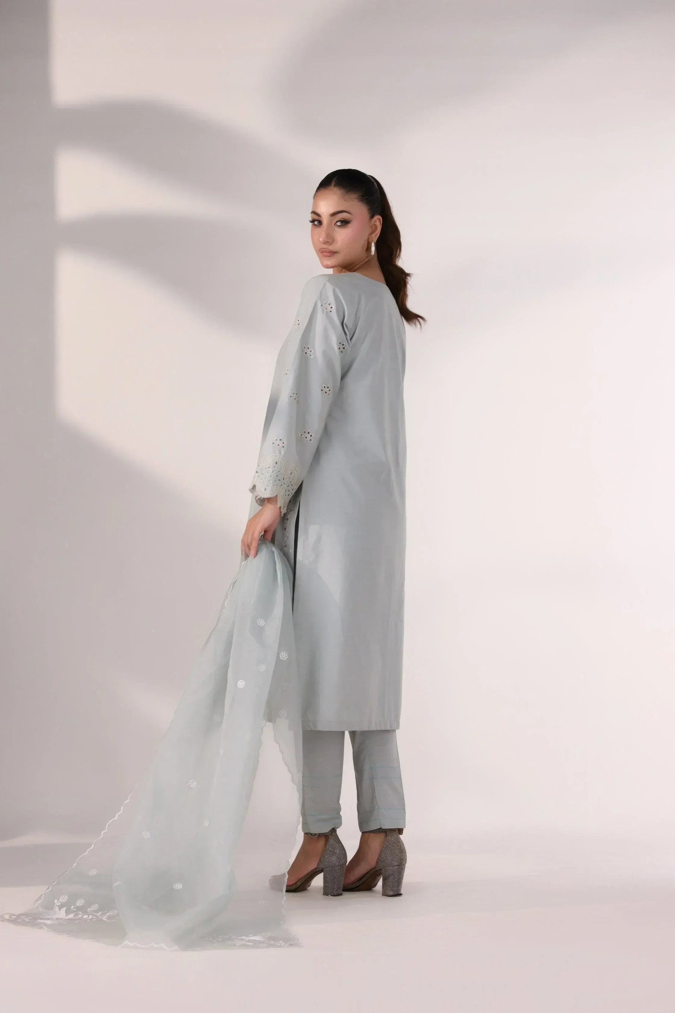 SAGA 3 Pcs Grey Suit Ready To Wear -AR-3356-Saga - ARFARIWAJ