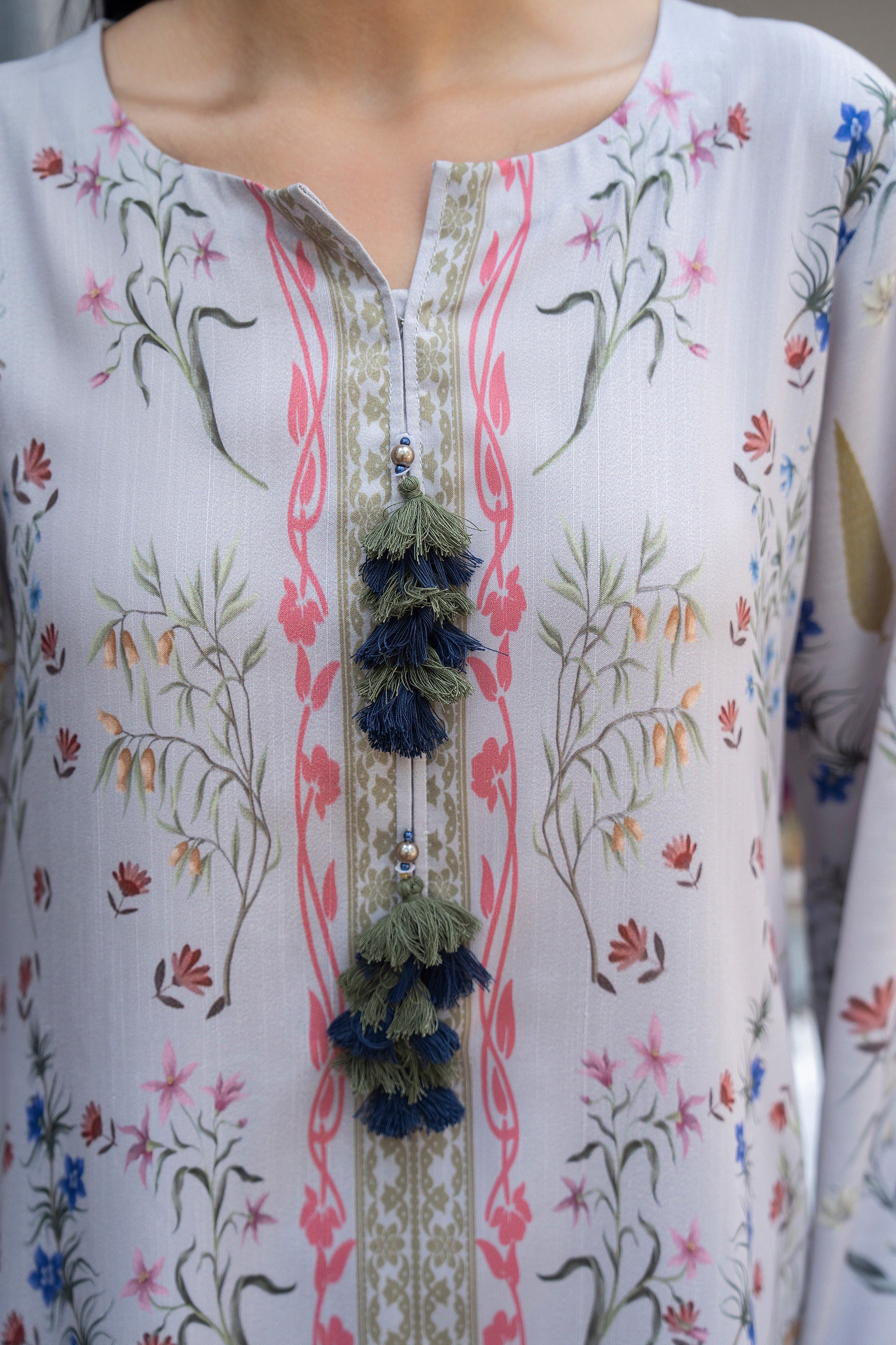 2 Pcs Ready To Wear  Grey Paint Silk Suit - AR-3902 - Arfa Riwaj