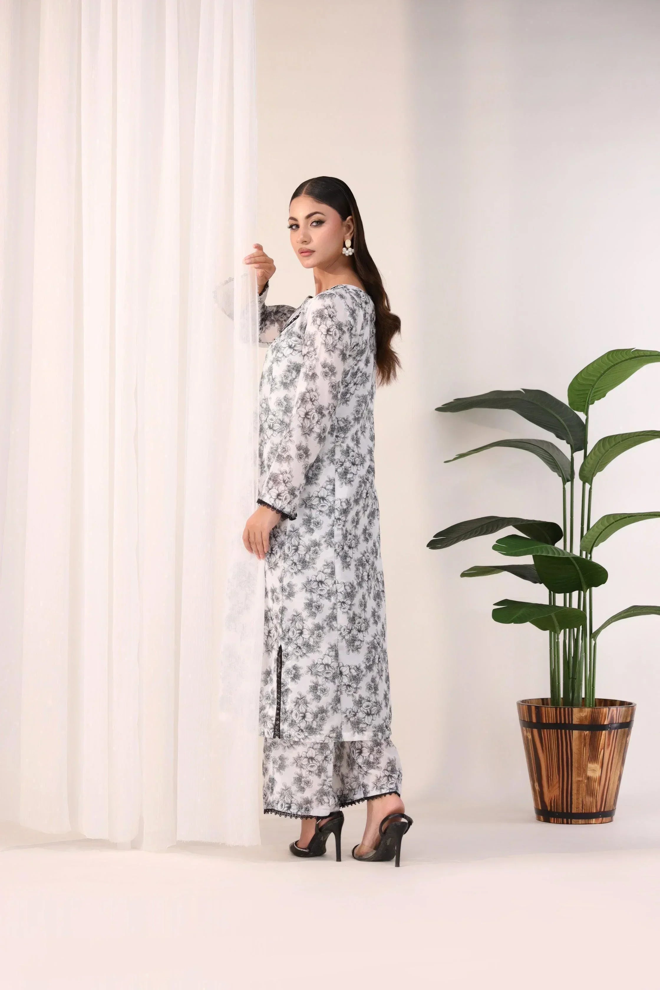 2 Piece Printed Lawn Suit RTW - AR-3347-Charcoal - ARFARIWAJ