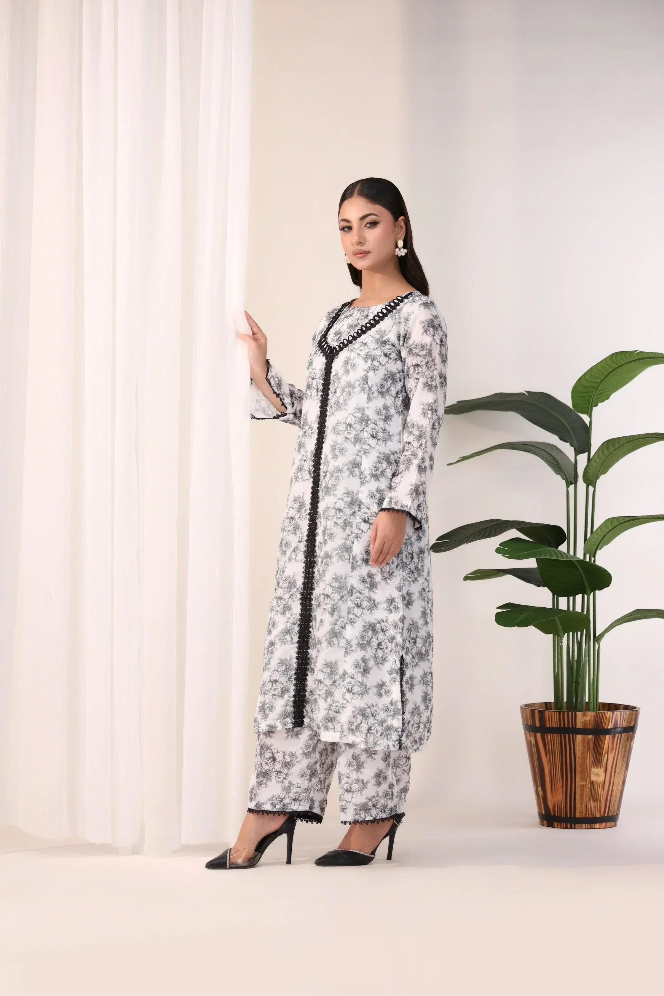 2 Piece Printed Lawn Suit RTW - AR-3347-Charcoal - ARFARIWAJ