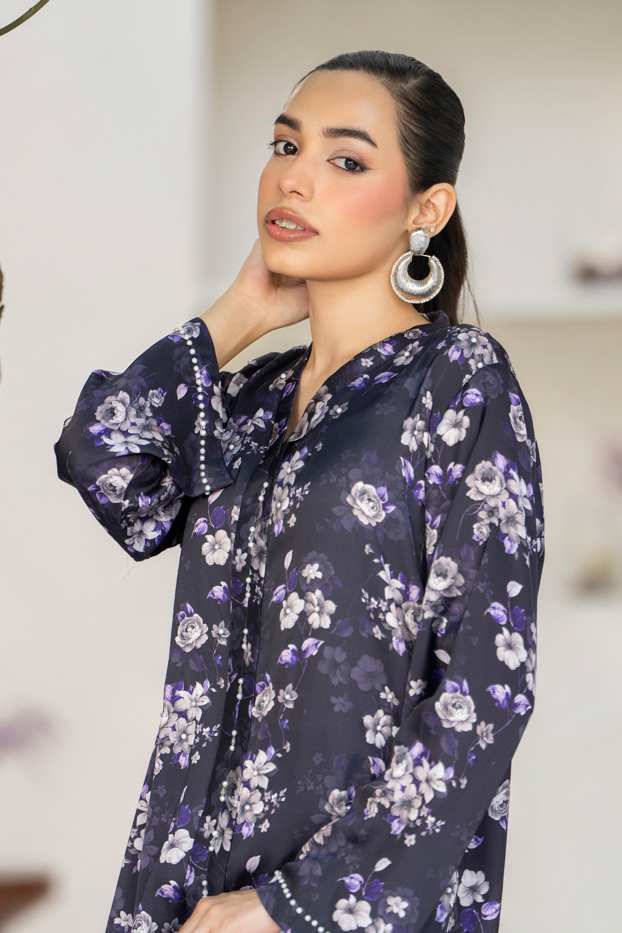 2 Piece Ready To Wear Black Silk Suit - AR-3929 - ARFARIWAJ