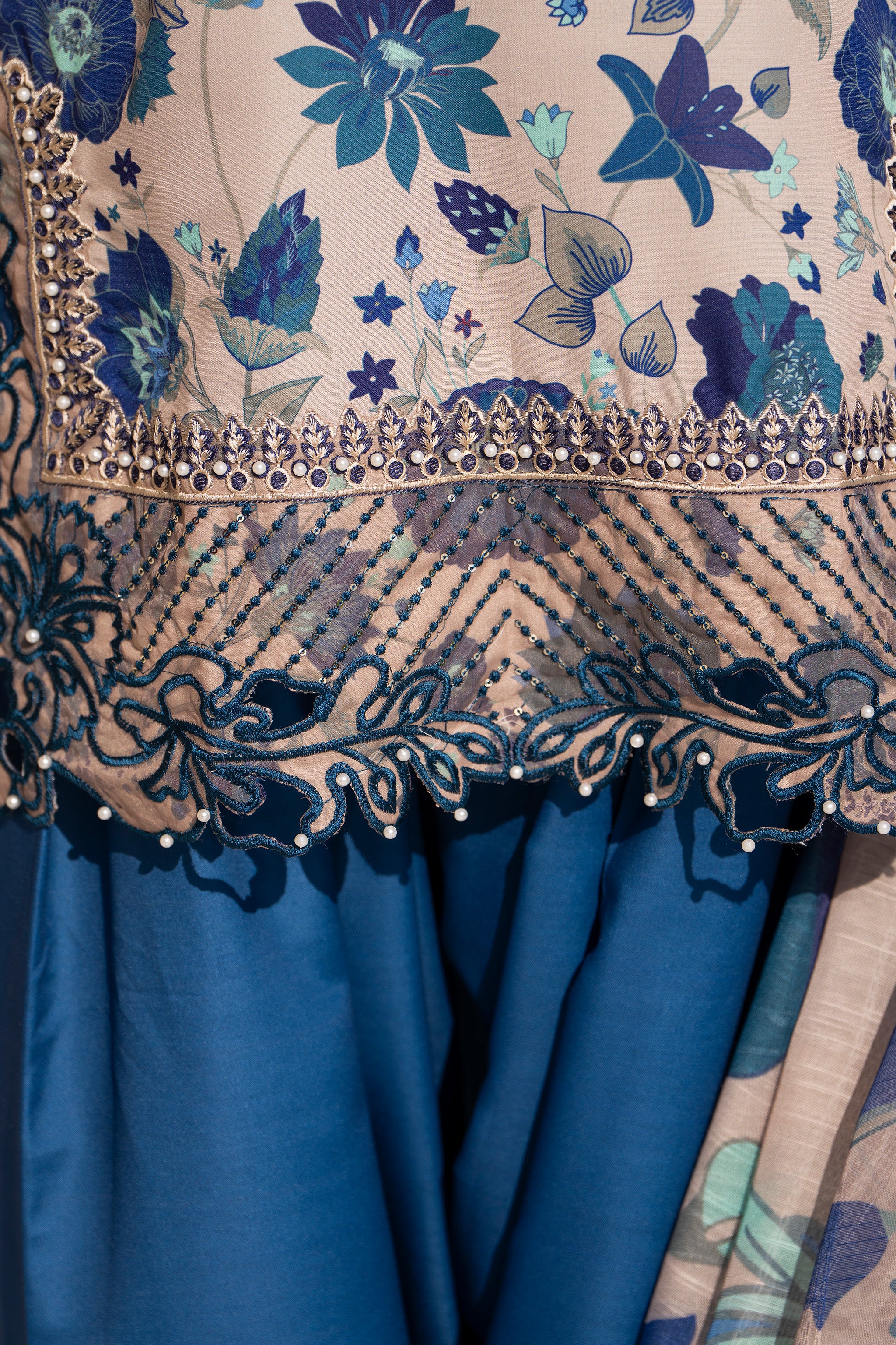 3 Piece Beige PP Lawn Suit RTW - AR-3758 - ARFARIWAJ