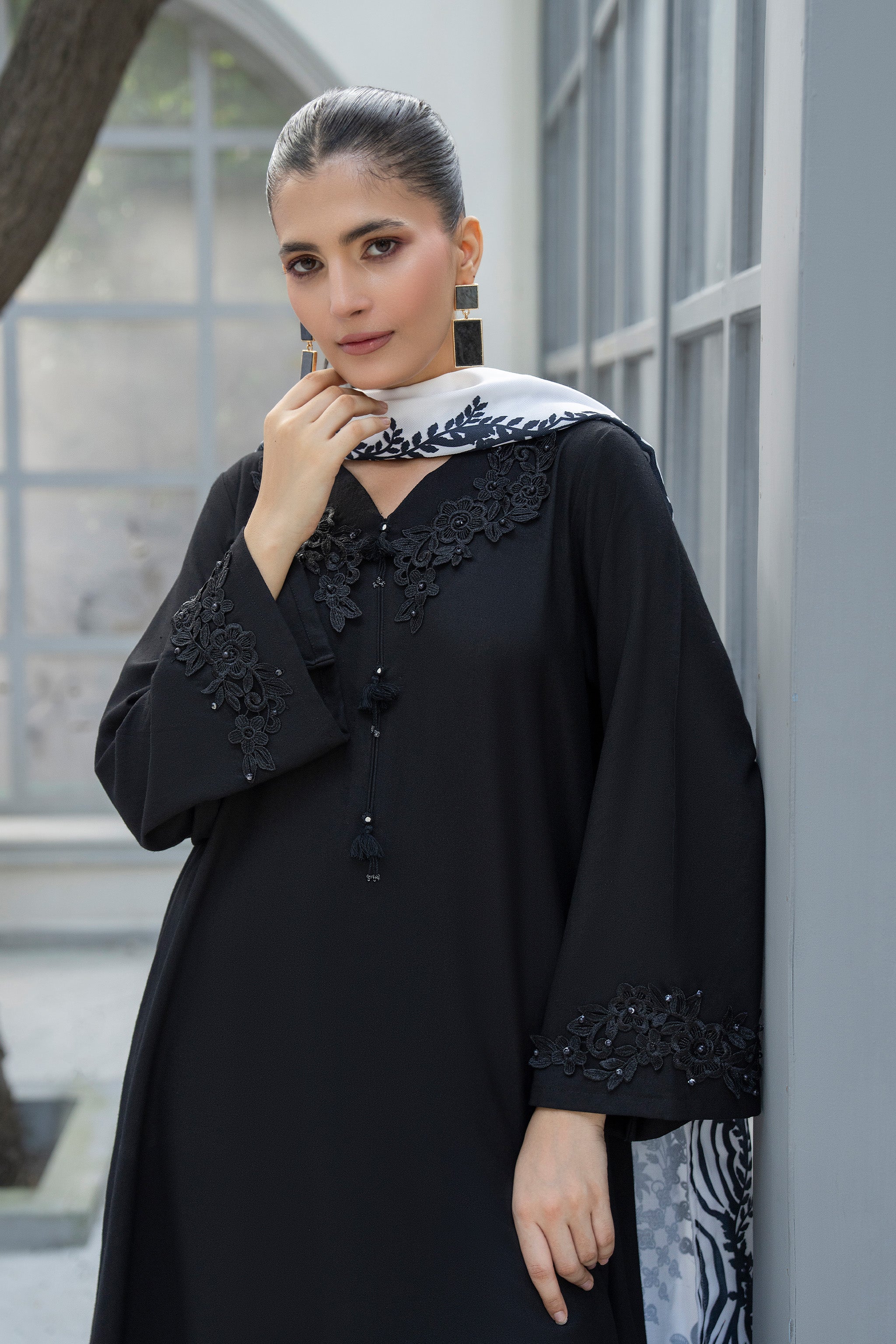 3 Piece Ready To Wear Black Embroidered Suit - AR-3912 - ARFARIWAJ