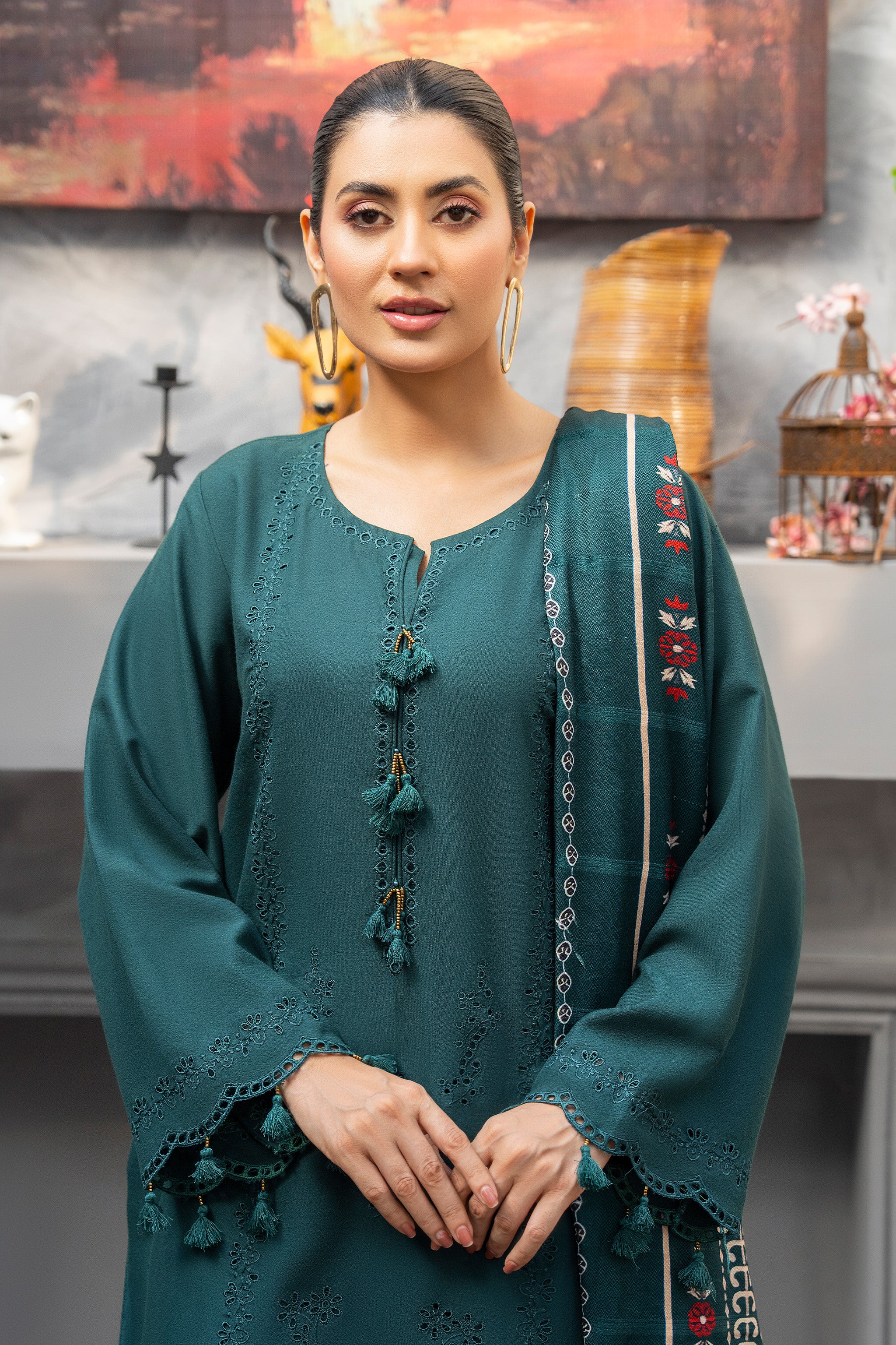 3 Piece Ready To Wear Green Embroidered Suit - AR-3891 - ARFARIWAJ