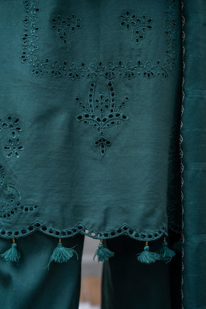 3 Piece Ready To Wear Green Embroidered Suit - AR-3891 - ARFARIWAJ
