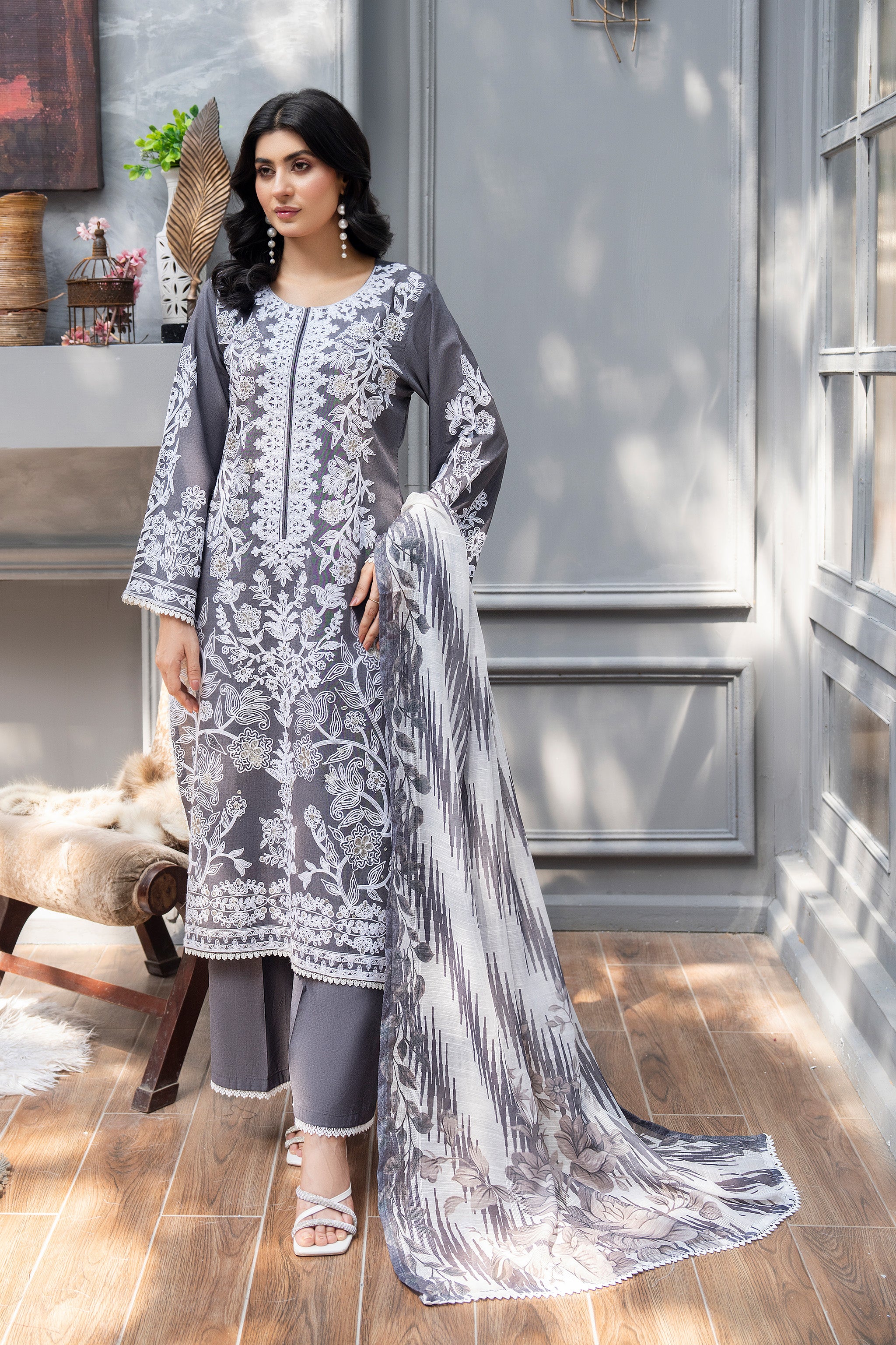 3 Piece Ready To Wear Grey Chambray Suit - AR-3829 - ArfaRiwaj