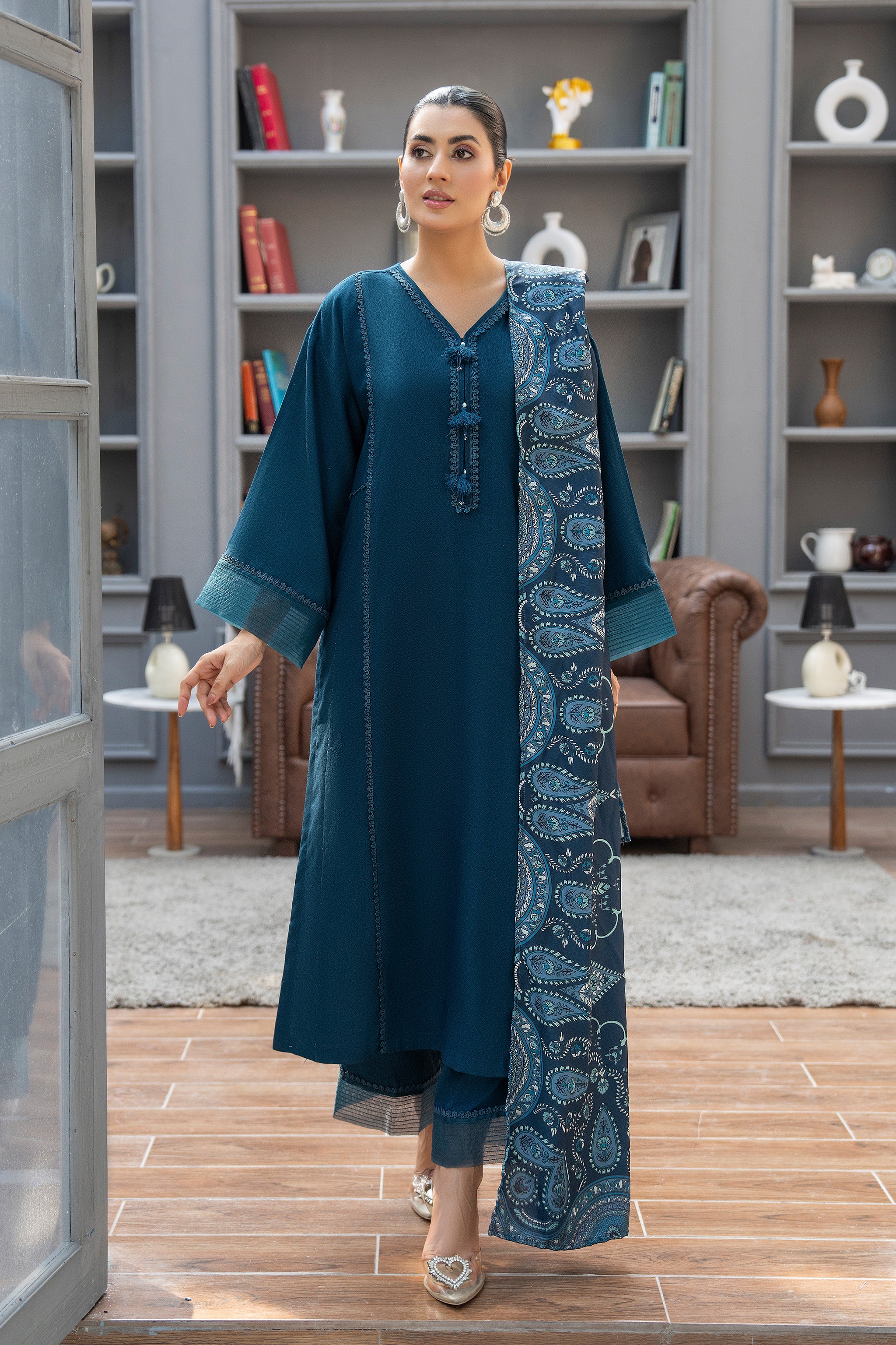3 Piece Ready To Wear Zinc Suit - AR-3914 - ARFARIWAJ