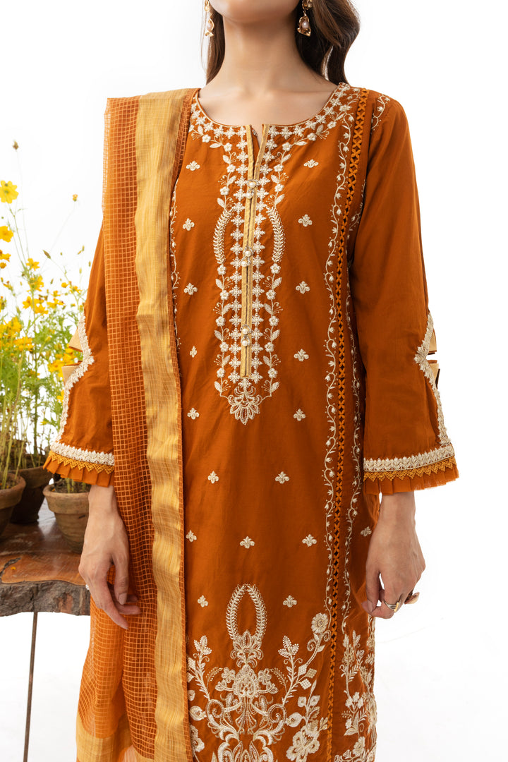 3 Piece Cotton Suit Luxury Pret - AR-2869-S23 (Nayab) - ARFARIWAJ